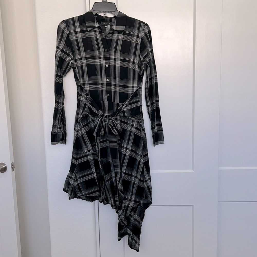 1.State Plaid Asymmetrical Dress with Tie Waist - Picture 13 of 13